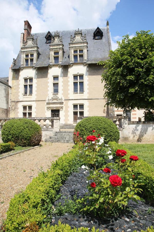 Le Clos Renaissance Amboise Bagian luar foto